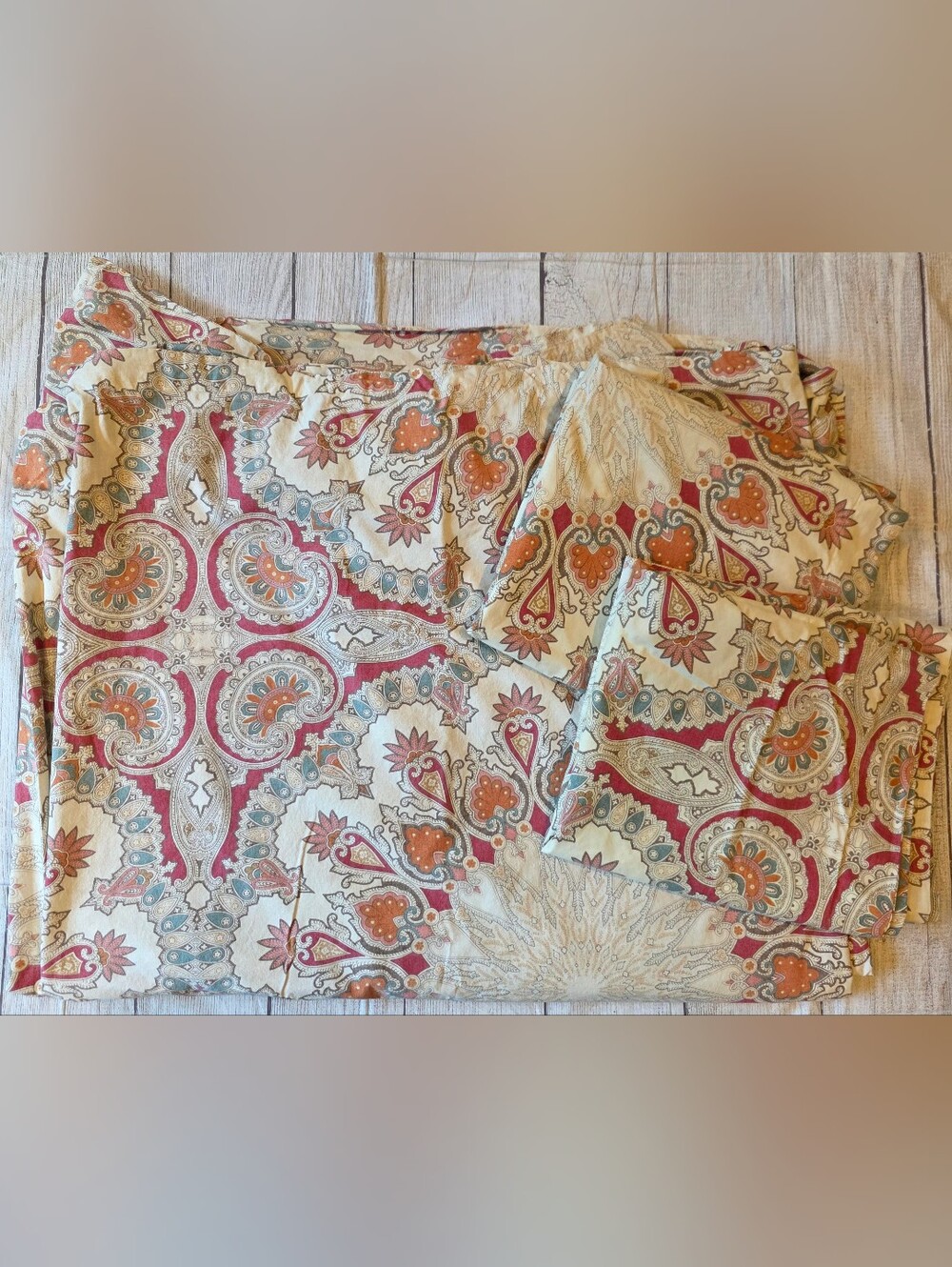 Pottery Barn Valencia Organic Cotton Duvet Cover King Size & 2 King Shams Medall